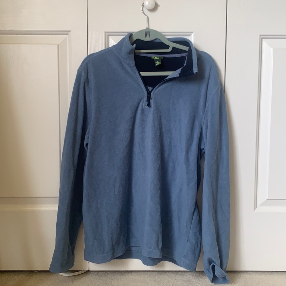 Super cute bass pullover fleece